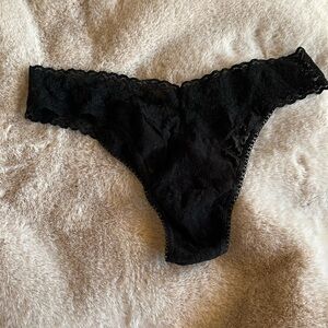 Hanky Panky Original Rise Lace Thong